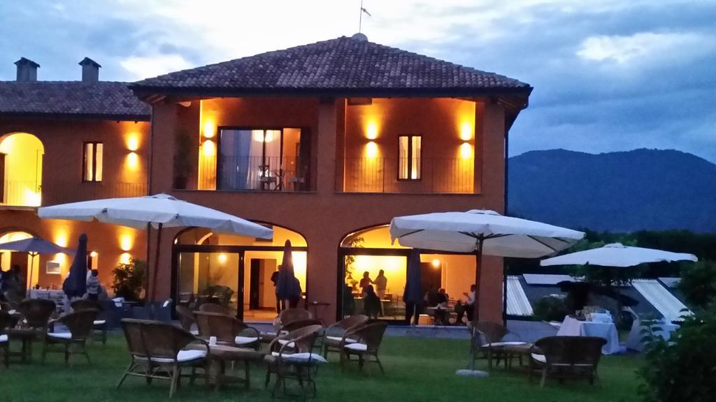 Hotel Equirelais Lomnago Exterior foto